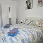 Casa Laura Relax With Shared Pool Apartamento *