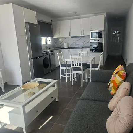 Casa Laura Relax With Shared Pool Apartment