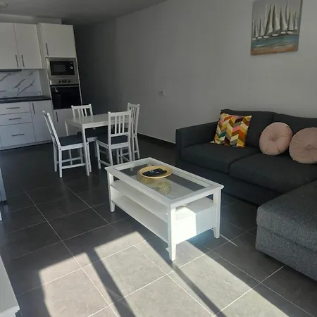 Apartment Casa Laura Relax With Shared Pool Puerto del Carmen (Lanzarote)