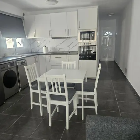 Casa Laura Relax With Shared Pool *